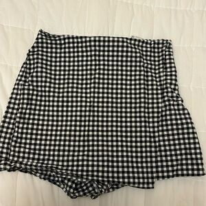 Hollister plaid mini skort